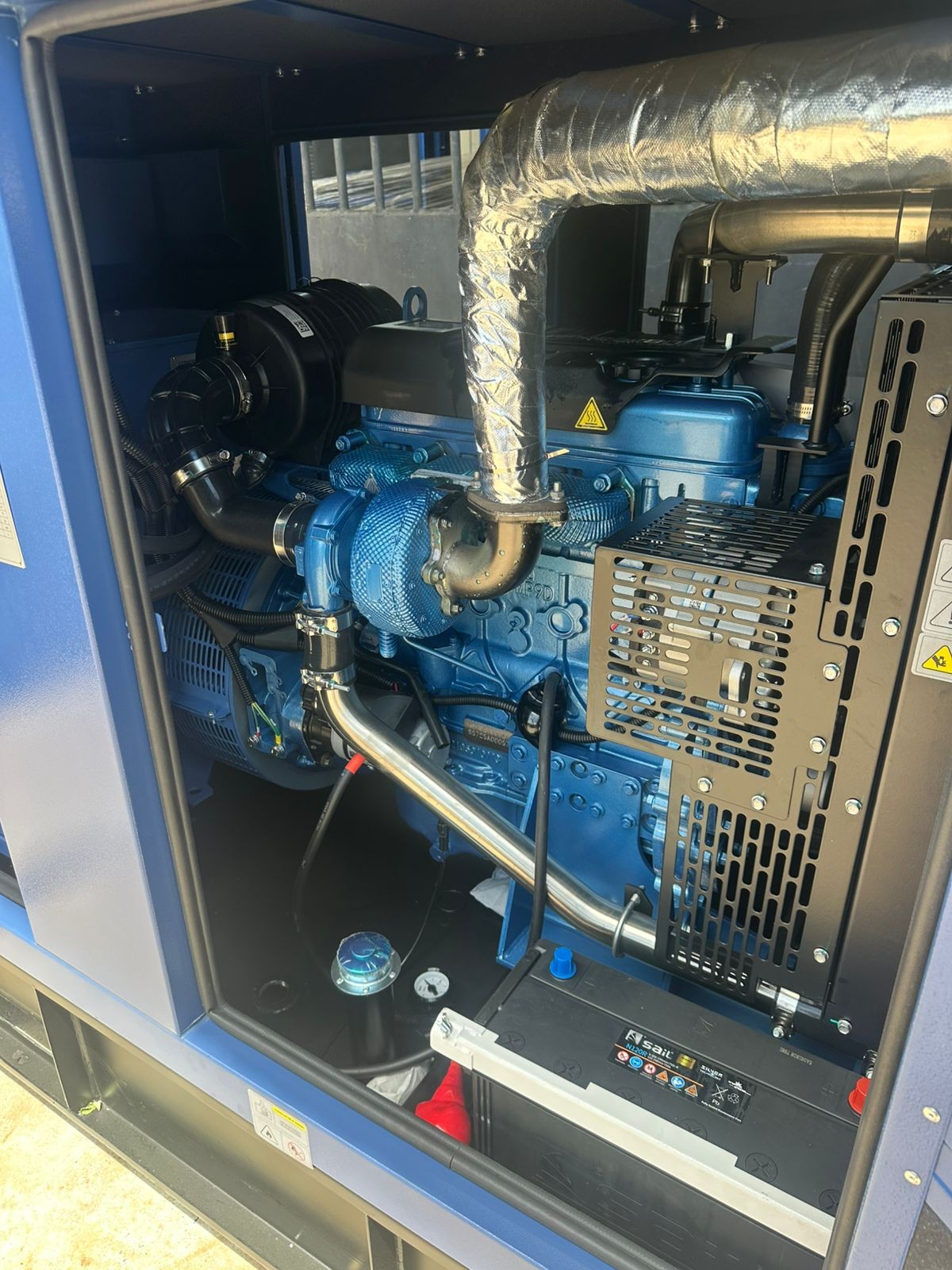 Trouver des fournisseurs fiables pour les générateurs diesel silencieux Cummins sur les marchés industriels